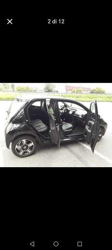Usata Toyota Aygo Edition 68 CV (50 kW) 2014 Nero Utilitaria