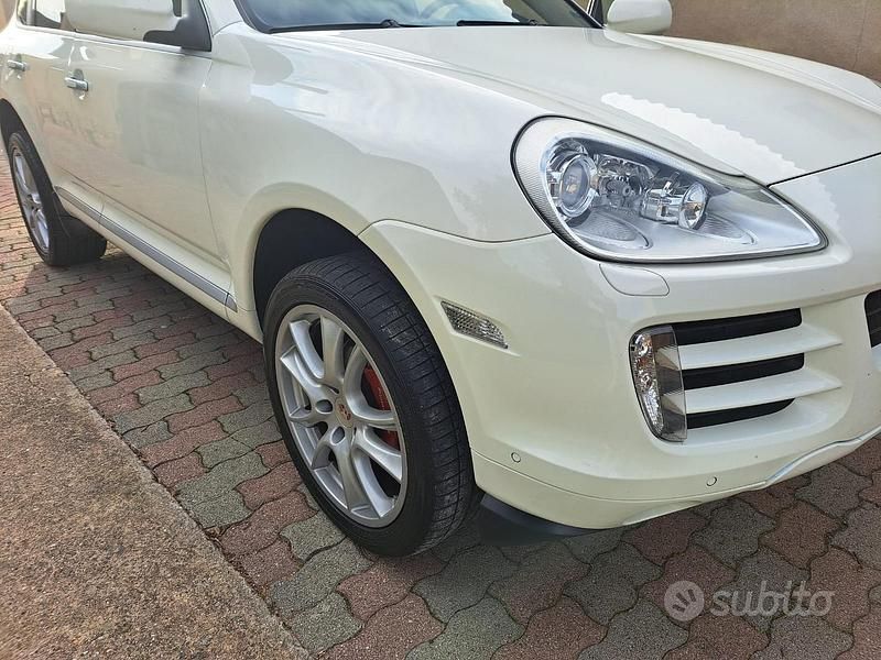 Usata Porsche Cayenne 2009 Bianco SUV