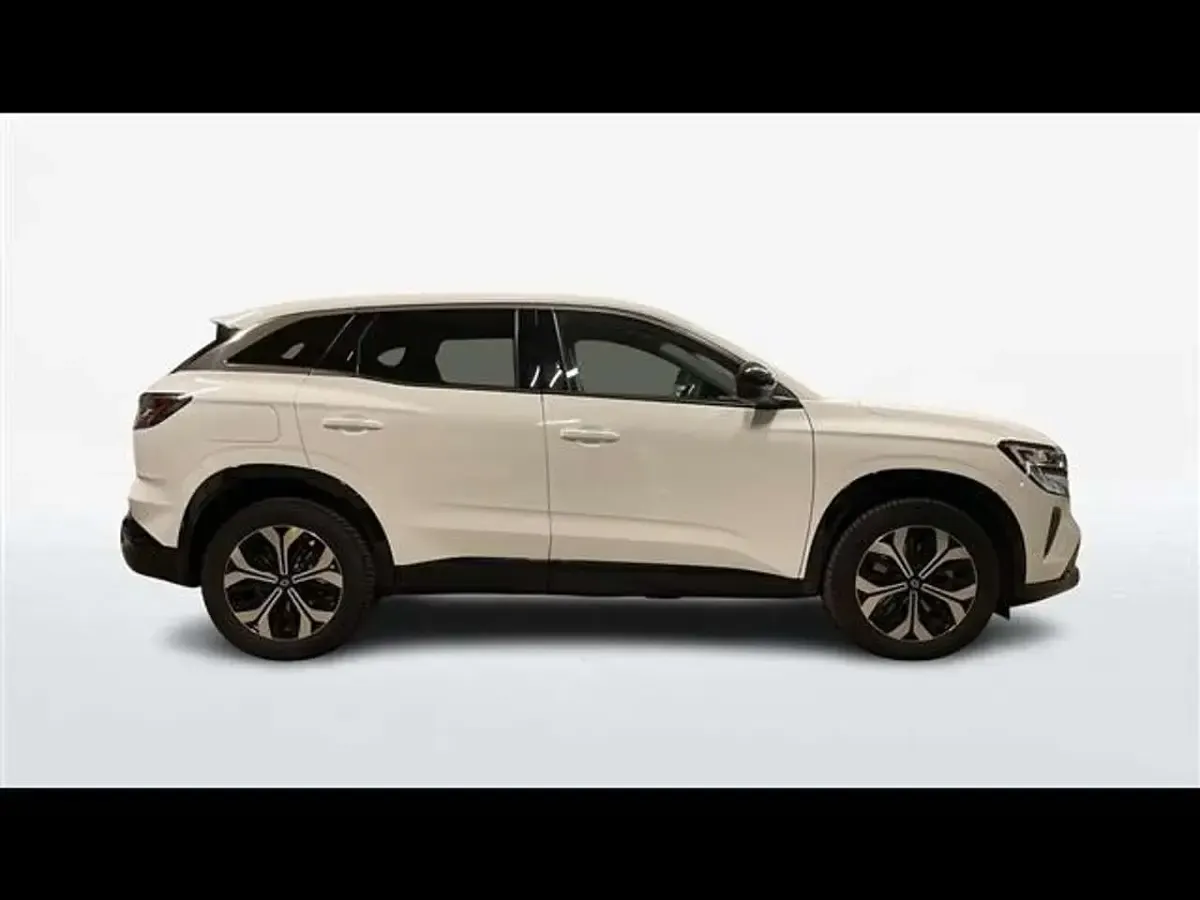 Usata Renault Austral Techno 131 CV (96 kW) 2023 Bianco SUV