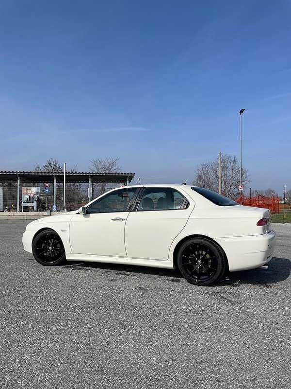 Usata Alfa Romeo 156 Ti 175 CV (128 kW) 2004 Bianco Berlina