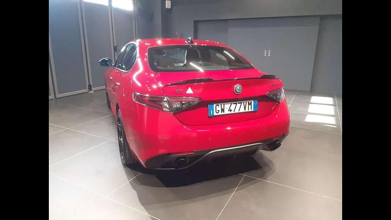 Usata Alfa Romeo Giulia Sprint 280 CV (205 kW) 2024 Rosso Berlina