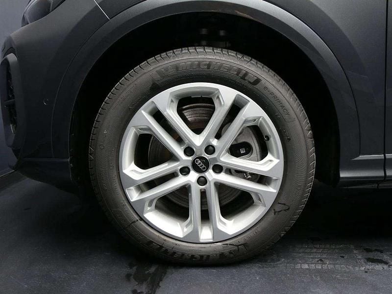 Nuova Audi Q5 Sportback S-Line 204 CV (150 kW) 2025 Grigio scuro SUV