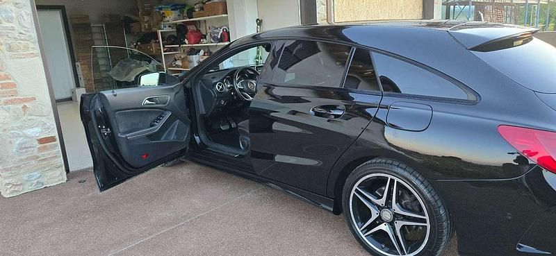 Usata Mercedes CLA200 Shooting Brake Night 136 CV (100 kW) 2016 Nero Station wagon