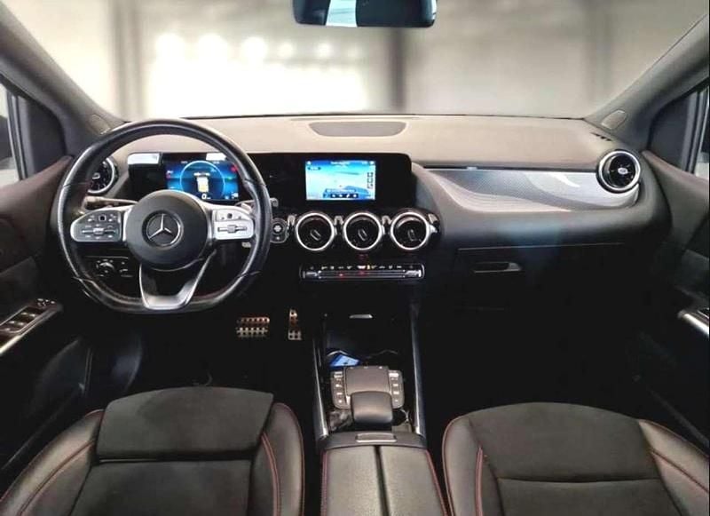Usata Mercedes B200 Premium 150 CV (110 kW) 2021 Nachtschwarz  unilack Monovolume
