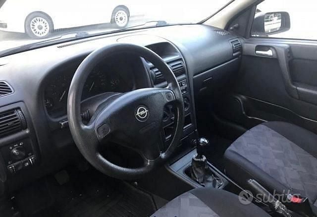 Usata Opel Astra 68 CV (50 kW) 2001