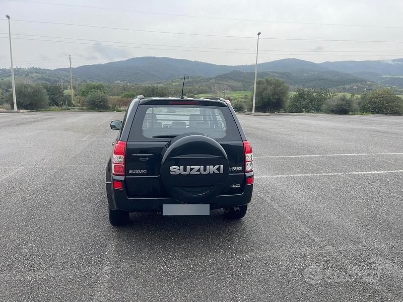 Usata Suzuki Vitara 2011 Station wagon