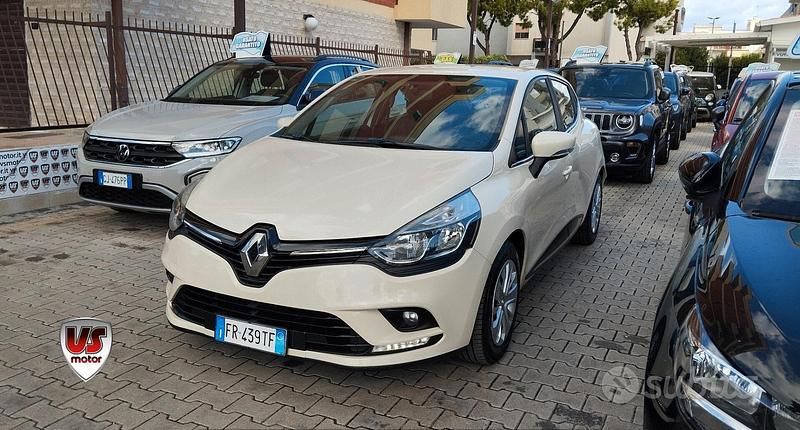 Usata Renault Clio IV 75 CV (55 kW) 2018 Beige Berlina