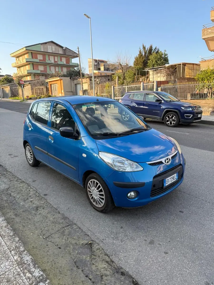 Usata Hyundai i10 66 CV (48 kW) 2011 Blu Utilitaria