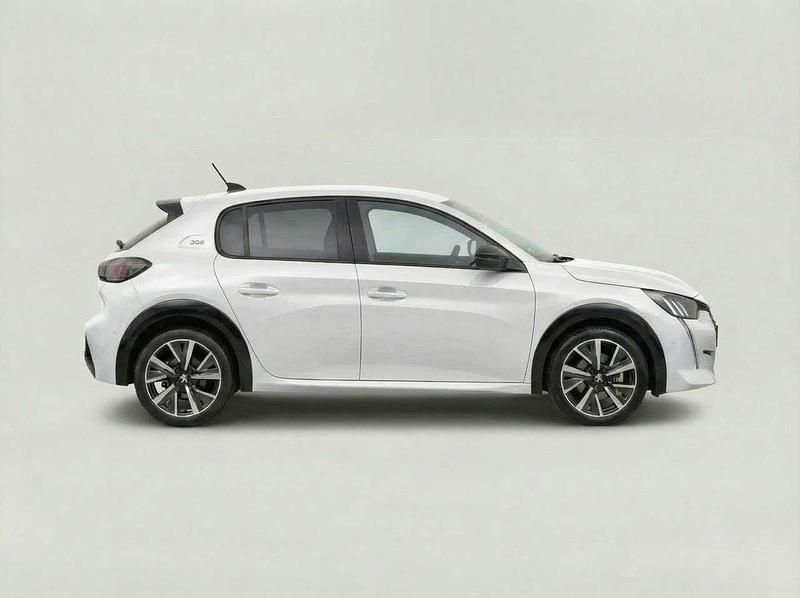 Usata Peugeot e-208 GT-line 100 kW (136 CV) 2020 Bianco Utilitaria