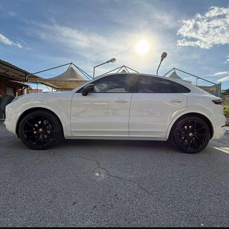 Usata Porsche Cayenne 340 CV (250 kW) 2019 Bianco SUV