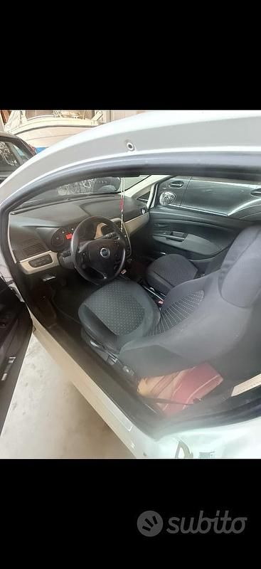Usata Fiat Grande Punto 2007 Bianco Utilitaria