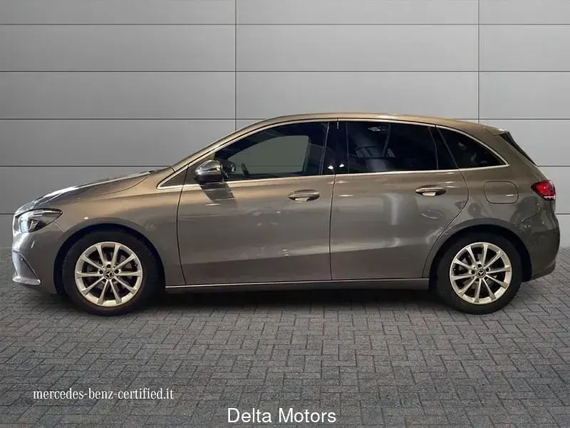 Usata Mercedes 180 Business 116 CV (85 kW) 2020 Berlina