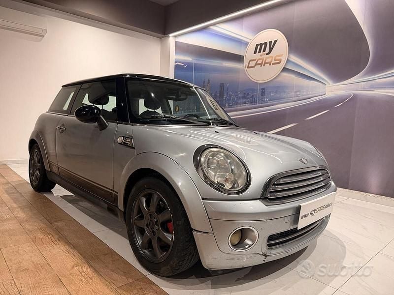 Usata Mini Cooper Chili 119 CV (87 kW) 2008 Grigio Utilitaria