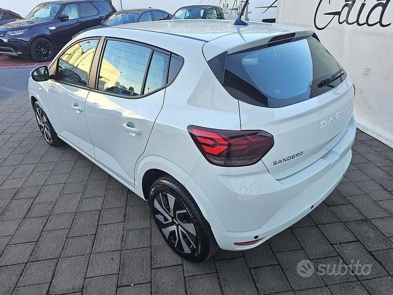 Usata Dacia Sandero Expression 90 CV (66 kW) 2024 Bianco Berlina