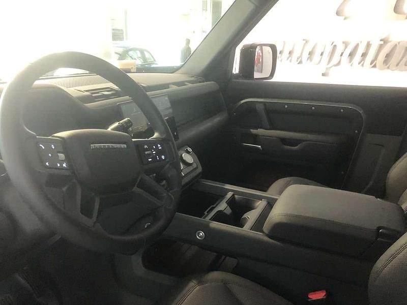 Usata Land Rover Defender HSE Dynamic 300 CV (220 kW) 2024 Verde SUV