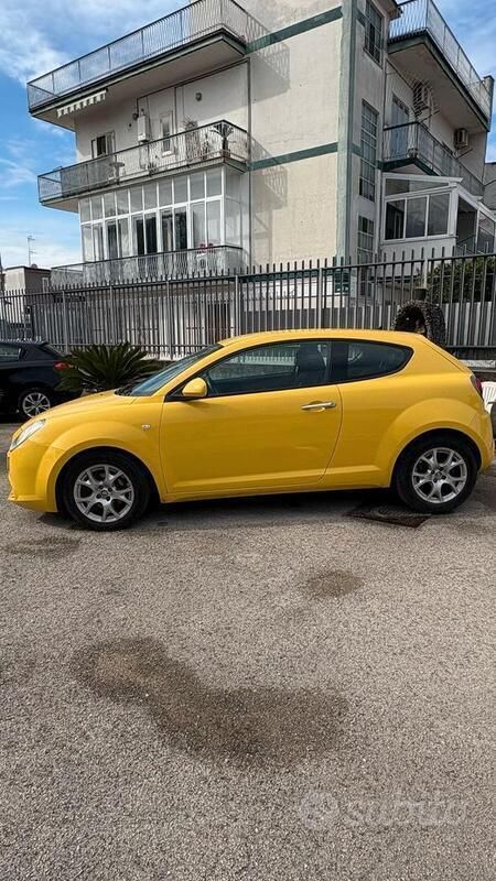 Usata Alfa Romeo MiTo 135 CV (99 kW) 2011 Giallo Utilitaria