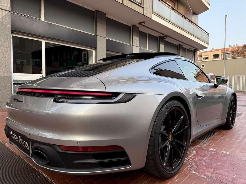 Argento Usata 2022 Porsche 911 Carrera Coupé | 121.900 € (Ottimo prezzo) - Immagine 1/4