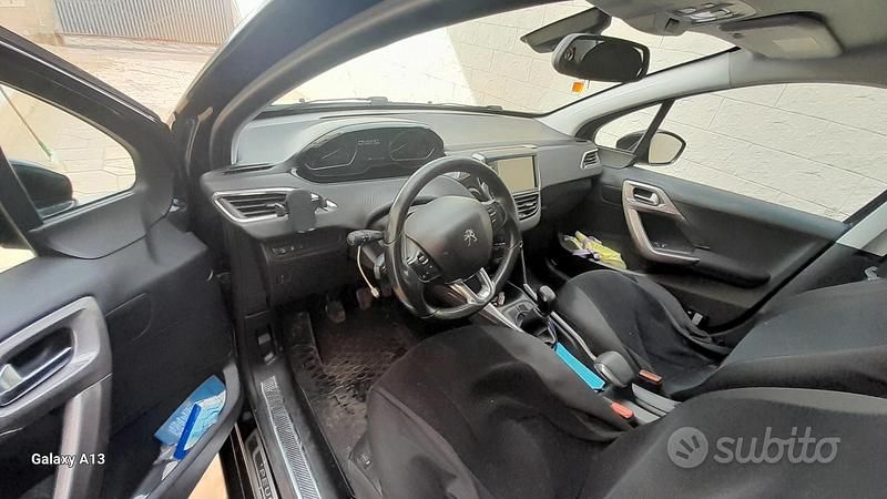Usata Peugeot 2008 2015 Nero SUV