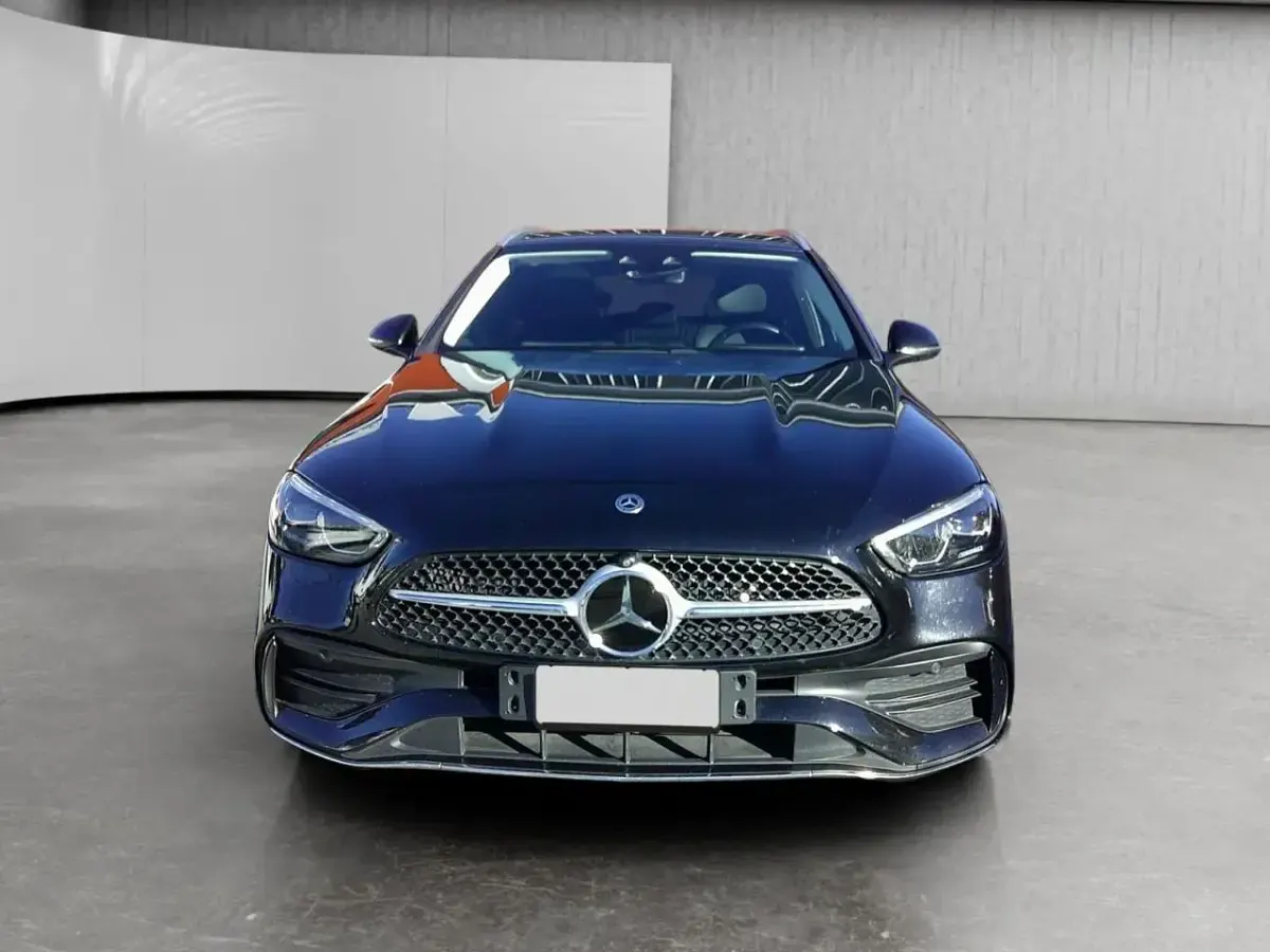Usata Mercedes C220 Premium Plus 197 CV (144 kW) 2023 Nero Station wagon
