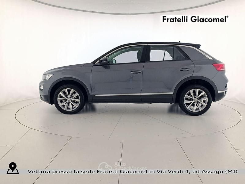 Käytetty VW T-Roc Style 150 HP (110 kW) 2020 Harmaa Katumaasturi