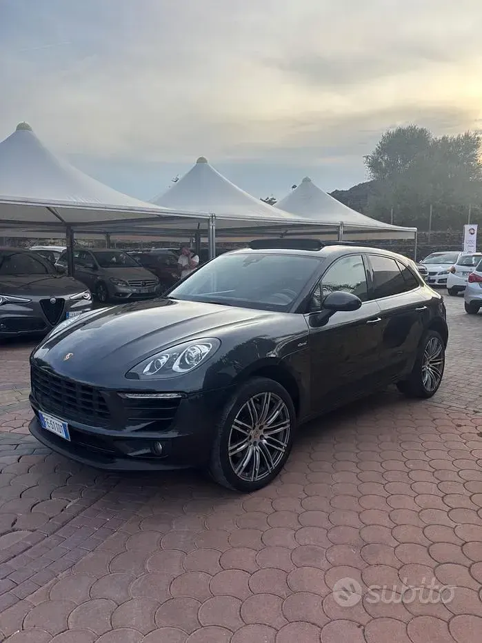 Usata Porsche Macan 250 CV (183 kW) 2016 Grigio SUV