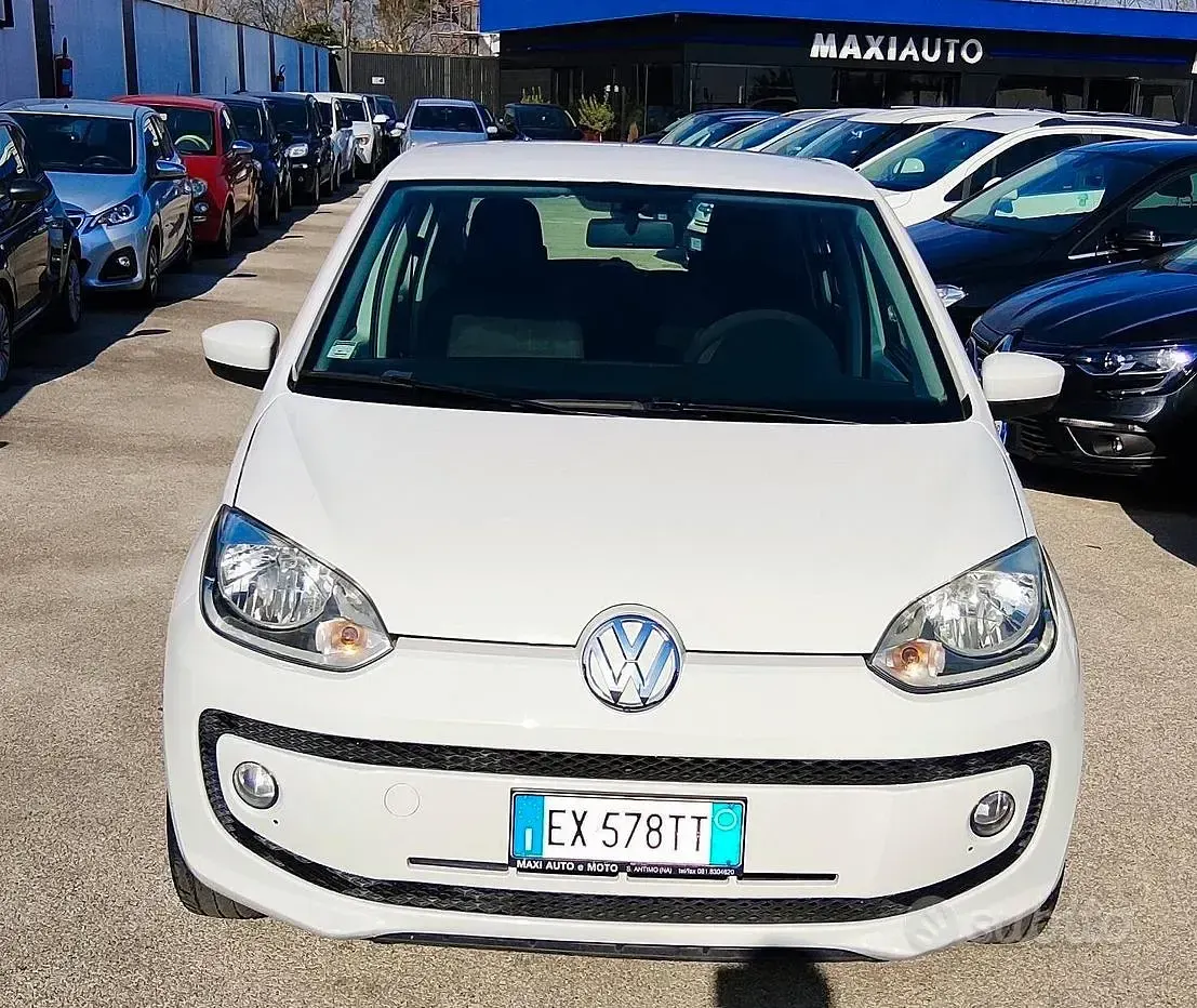 Begagnad VW up! 68 HK (50 kW) 2015 Vit Halvkombi