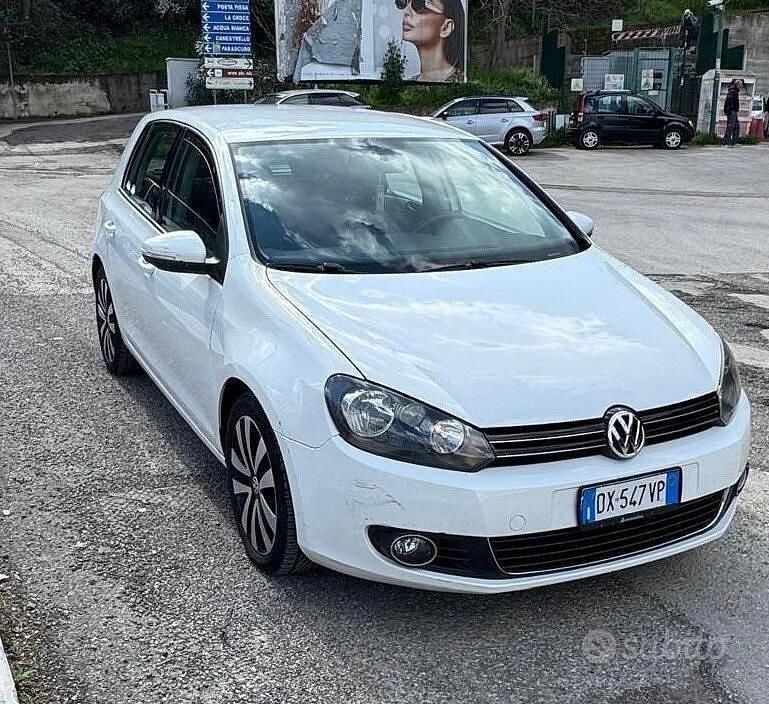 Usata VW Golf VI Comfortline 110 CV (80 kW) 2009 Bianco Utilitaria