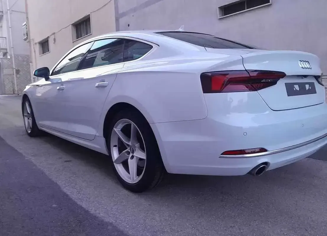 Usata Audi A5 150 CV (110 kW) 2019 Bianco Coupé