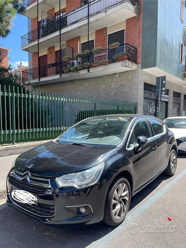 Nero Usata 2013 Citroën DS4 Due volumi | 5500 € - Immagine 1/4