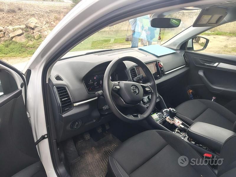 Usata Skoda Karoq Executive 116 CV (85 kW) 2024 Bianco SUV