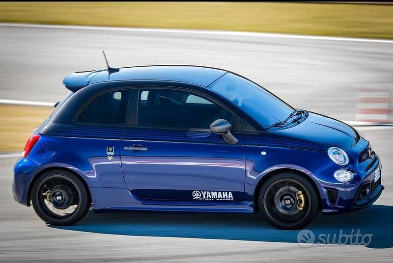 Usata Abarth 595 165 CV (121 kW) 2022 Blu Coupé
