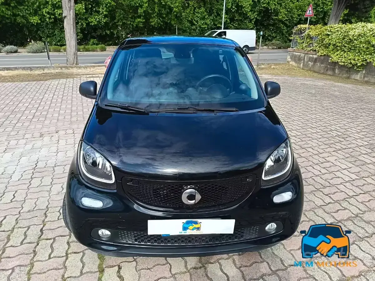 Usata Smart ForFour 71 CV (52 kW) 2017 Nero Utilitaria