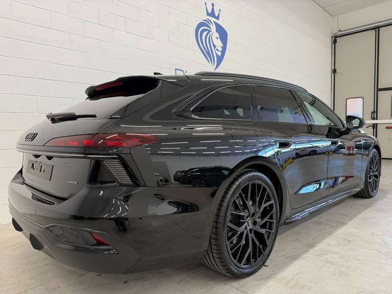Nuova Audi A6 S-Line 204 CV (150 kW) 2025 Nero mythonos Station wagon