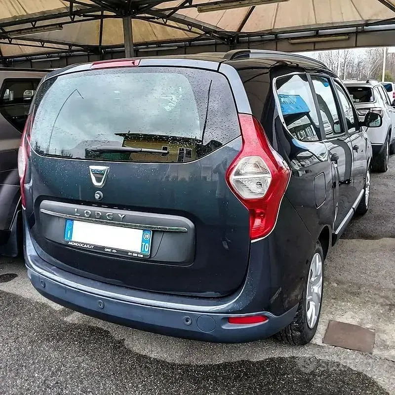 Usata Dacia Lodgy Essentiel 100 CV (73 kW) 2019 Monovolume
