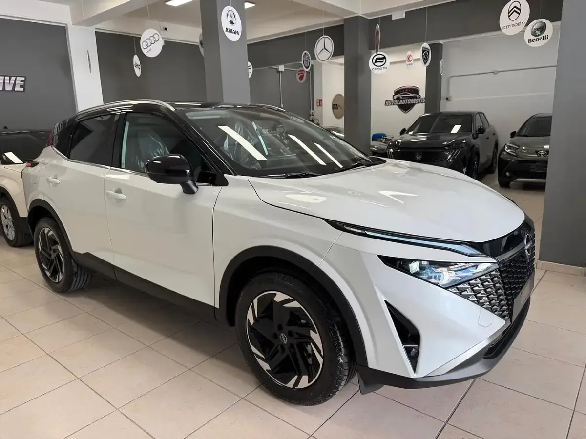 Nuova Nissan Qashqai N-Connecta 157 CV (115 kW) 2026 Bianco SUV