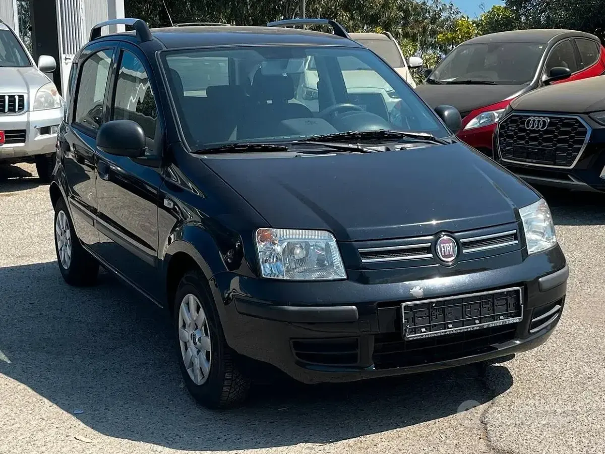 Usata Fiat Panda Active 69 CV (50 kW) 2011 Nero Utilitaria