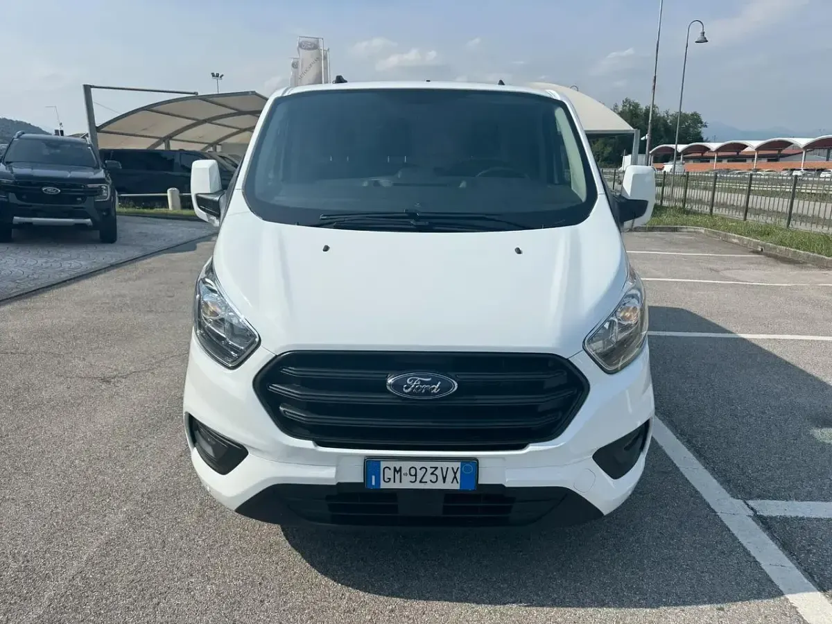Usata Ford Transit Custom Trend 130 CV (95 kW) 2023 Bianco Furgone