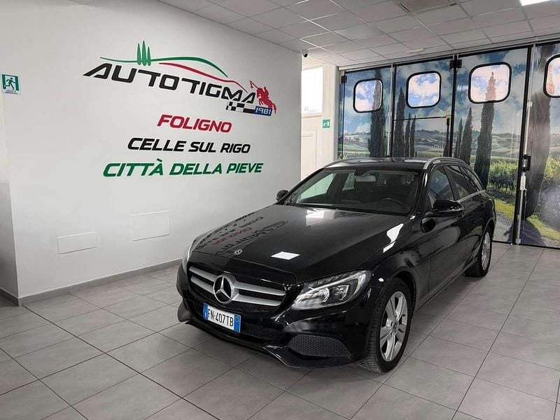 Usata Mercedes C200 Business 136 CV (100 kW) 2018 Nero Station wagon