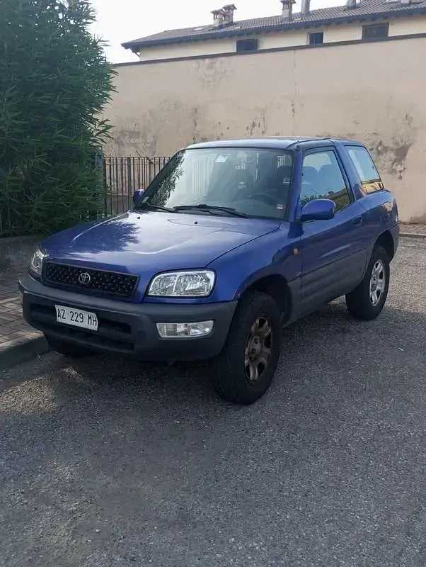 Usata Toyota RAV4 128 CV (94 kW) 1998 SUV