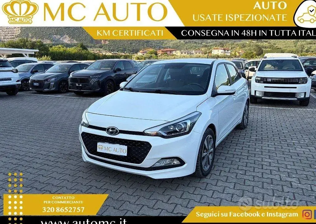 Usata Hyundai i20 Comfort 84 CV (61 kW) 2017 Bianco Berlina