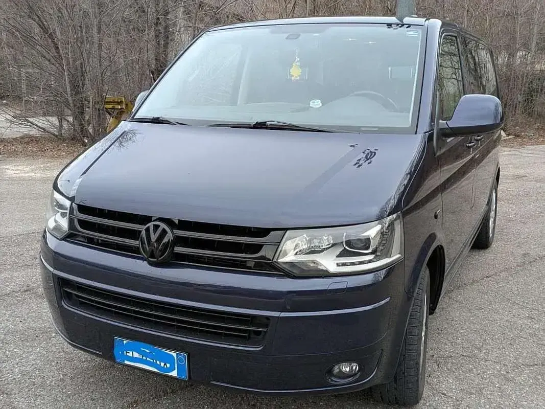 Usata VW Multivan Highline 140 CV (102 kW) 2011 Blu/azzurro Monovolume