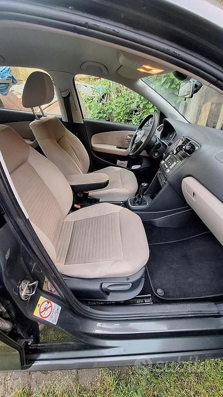 Usata VW Polo 90 CV (66 kW) 2009 Grigio Utilitaria