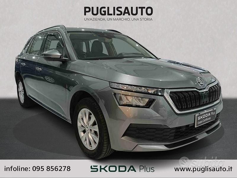 Grigio Usata 2022 Skoda Kamiq Ambition SUV | 16.900 € (Buon prezzo) - Immagine 1/4