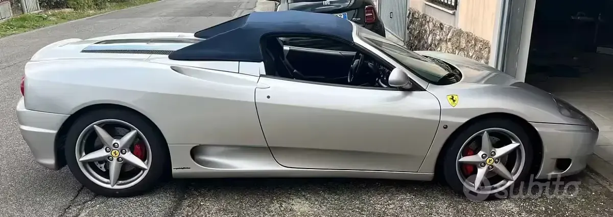 Usata Ferrari 360 400 CV (294 kW) 2001 Grigio Cabrio