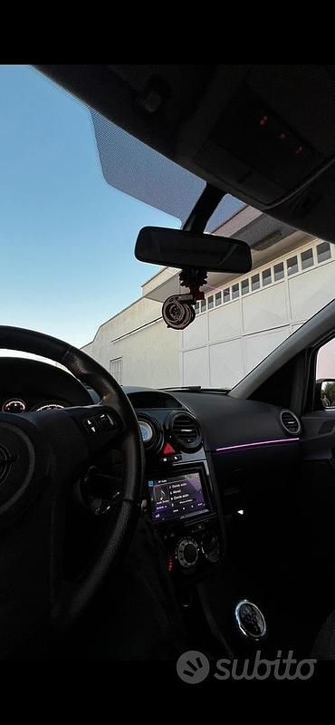 Usata Opel Corsa 69 CV (50 kW) 2007 Coupé