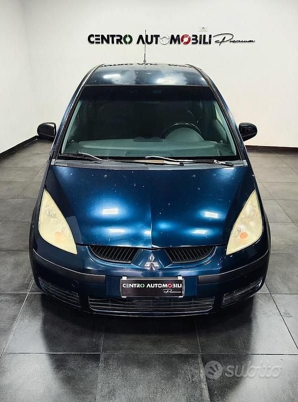 Usata Mitsubishi Colt Inform 75 CV (55 kW) 2005 Blu Berlina