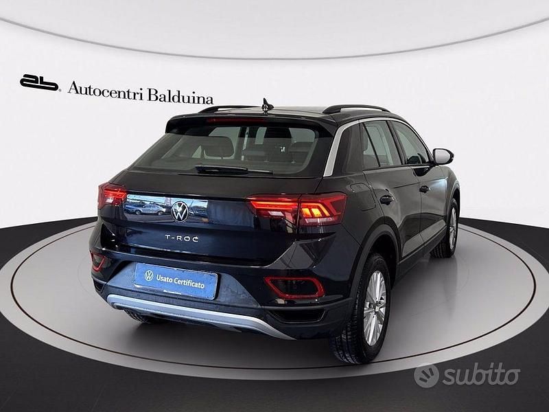 Usata VW T-Roc Life 150 CV (110 kW) 2024 Nero SUV