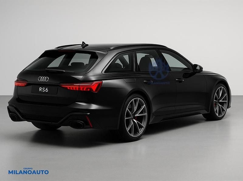 Usata Audi RS6 Performance 630 CV (463 kW) 2025 Nero Station wagon