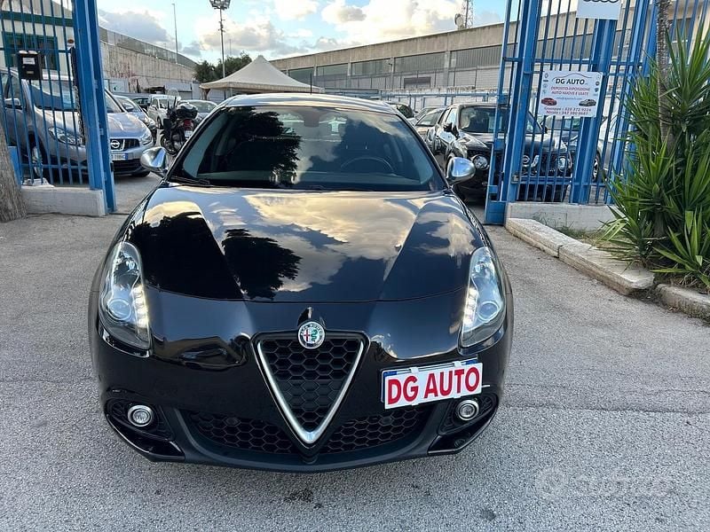 Usata Alfa Romeo Giulietta 120 CV (88 kW) 2016 Nero Utilitaria