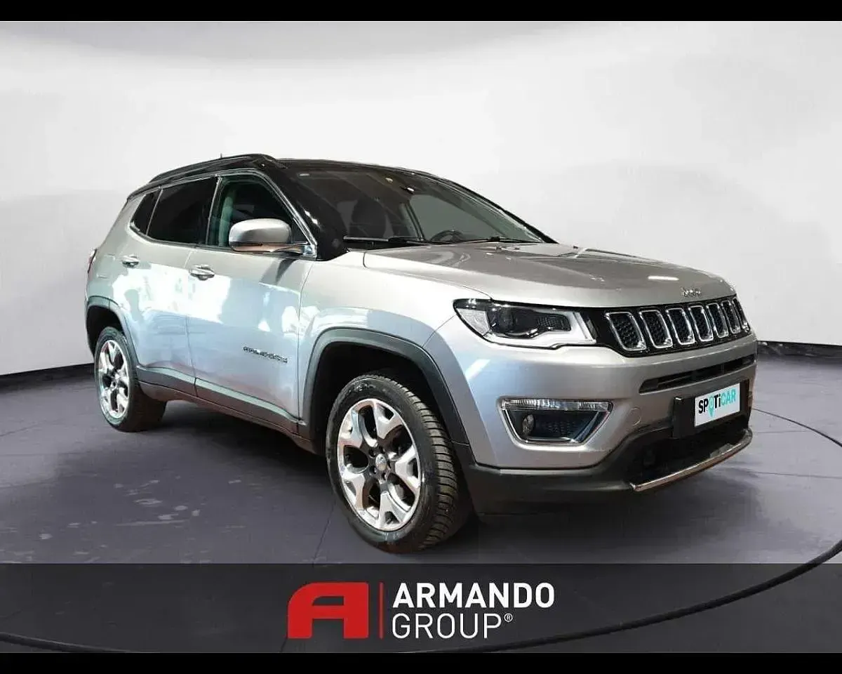 Usata Jeep Compass Limited 140 CV (102 kW) 2017 Grigio SUV